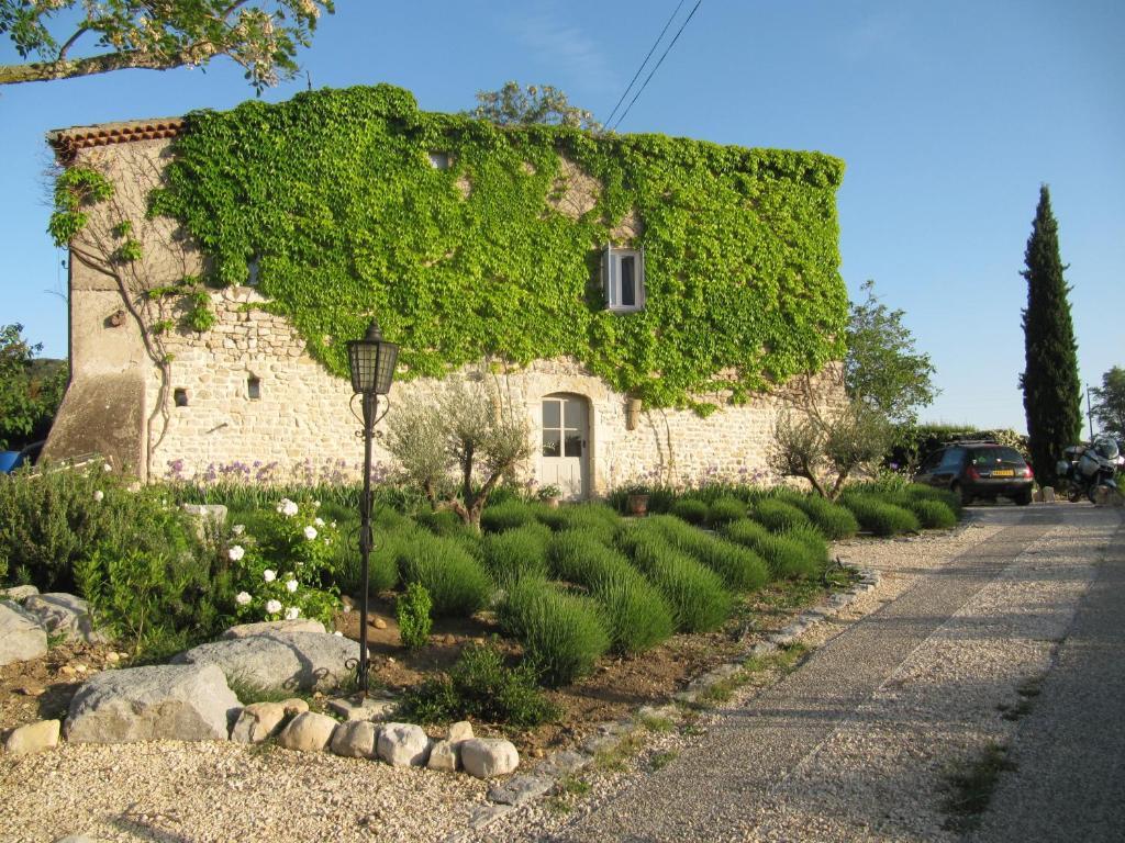 La Flor Azul Bed & Breakfast Grospierres Exterior photo